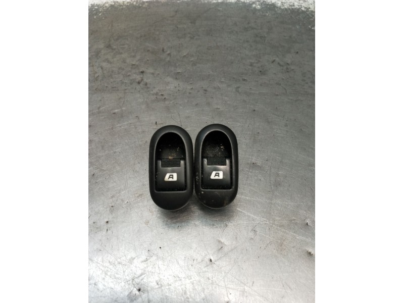 Recambio de mando elevalunas delantero izquierdo para citroën c3 i (fc_, fn_) 1.4 hdi referencia OEM IAM 96401469XT 5P 2002