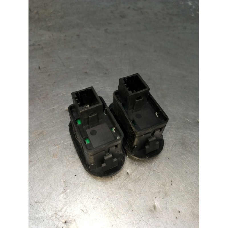 Recambio de mando elevalunas delantero izquierdo para citroën c3 i (fc_, fn_) 1.4 hdi referencia OEM IAM 96401469XT 5P 2002