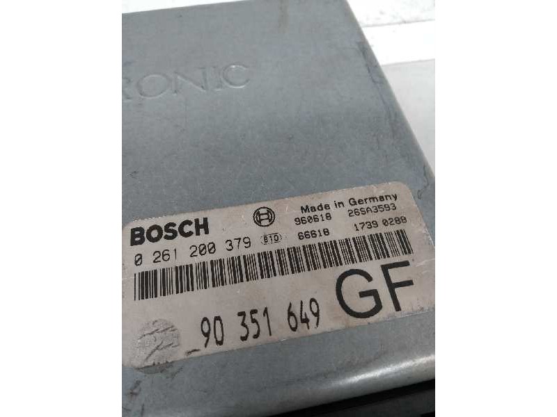 Recambio de centralita motor uce para opel vectra a referencia OEM IAM 0261200379 90351649 GF