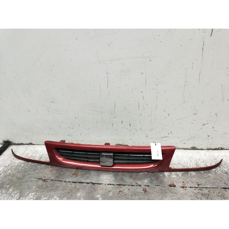 Recambio de rejilla delantera para seat cordoba (6k1, 6k2) 1.4 i referencia OEM IAM   