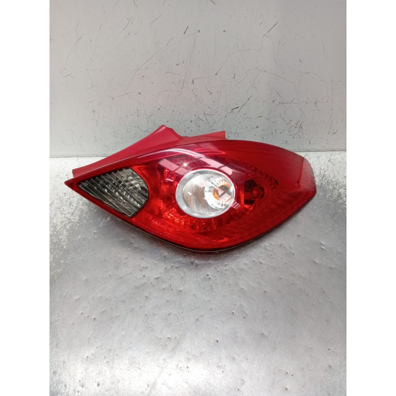 Recambio de piloto trasero derecho para opel corsa d (s07) 1.2 (l08, l68) referencia OEM IAM 13186351 89038961A 2006