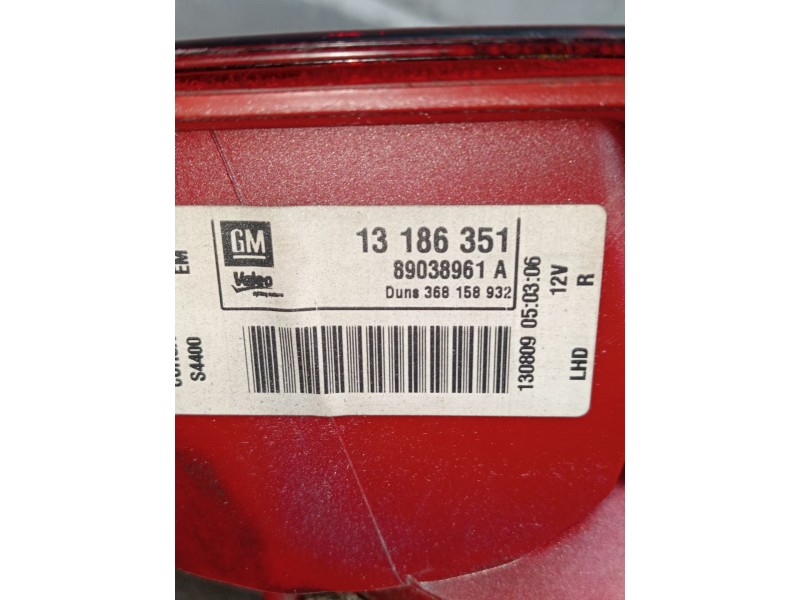 Recambio de piloto trasero derecho para opel corsa d (s07) 1.2 (l08, l68) referencia OEM IAM 13186351 89038961A 2006