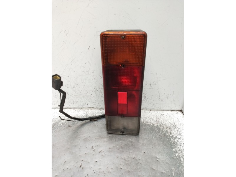 Recambio de piloto trasero derecho para fuso (mitsubishi) canter 3c13 referencia OEM IAM   2003