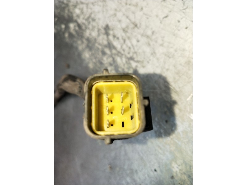 Recambio de piloto trasero izquierdo para fuso (mitsubishi) canter 3c13 referencia OEM IAM   2003