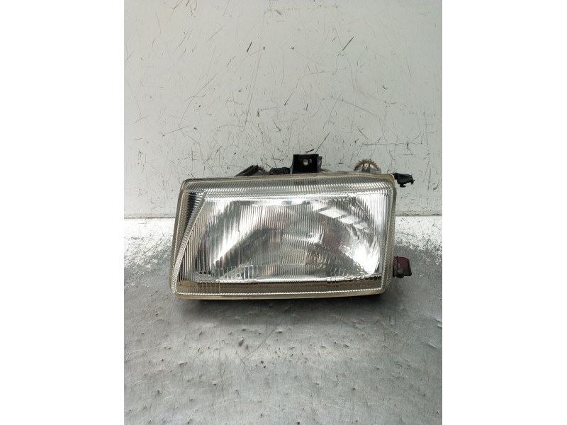 Recambio de faro izquierdo para seat cordoba (6k1, 6k2) 1.4 i referencia OEM IAM 6K0941009A 67735431 