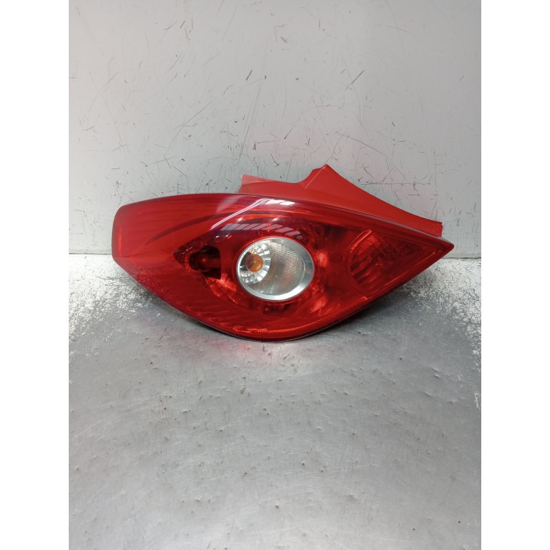Recambio de piloto trasero izquierdo para opel corsa d (s07) 1.2 (l08, l68) referencia OEM IAM 13186350 89038960A 2006