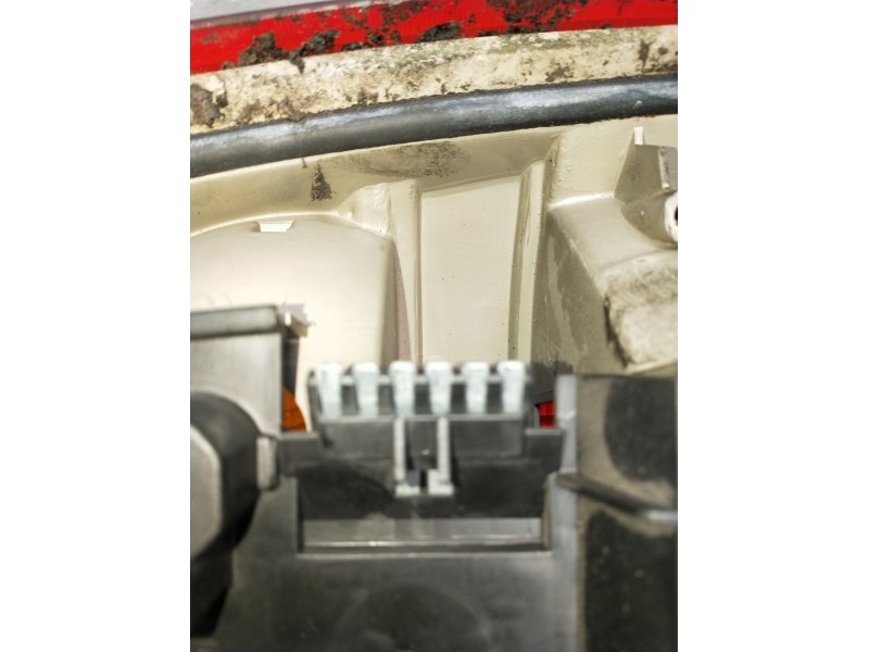 Recambio de piloto trasero izquierdo para opel vectra a hatchback (j89) 1.7 td (f68, m68) referencia OEM IAM   