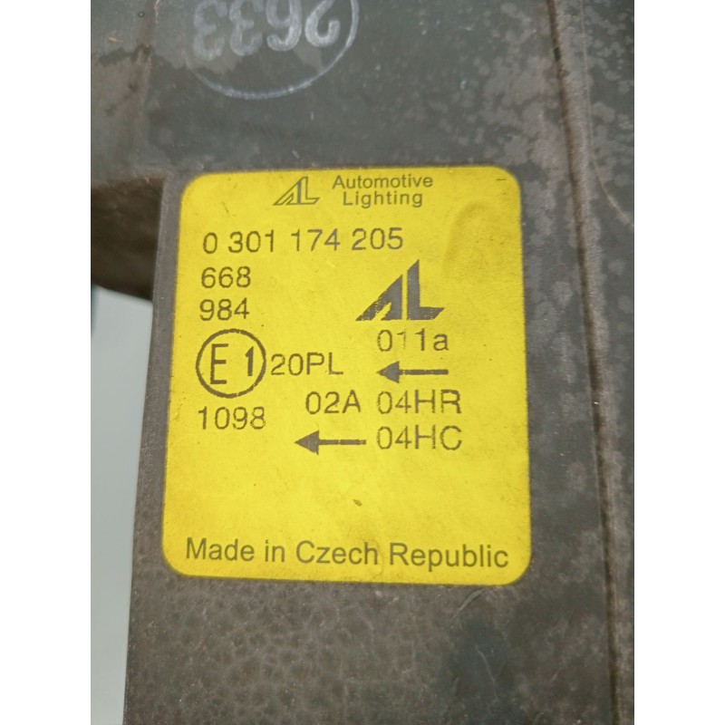 Recambio de faro izquierdo para ford mondeo iii turnier (bwy) 1.8 16v referencia OEM IAM 0301174205  