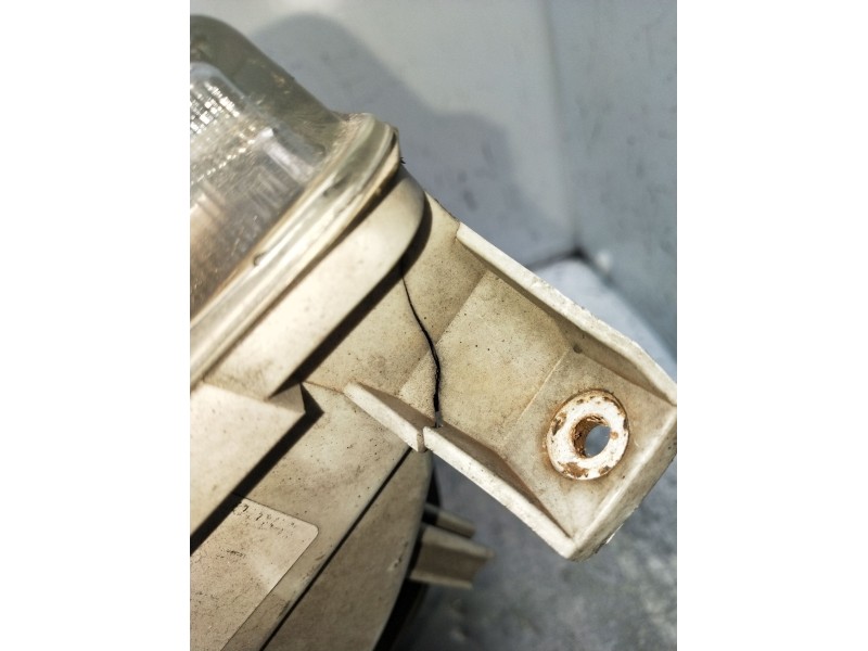 Recambio de faro derecho para fuso (mitsubishi) canter 3c13 referencia OEM IAM   2003