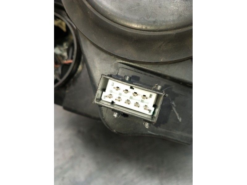 Recambio de faro derecho para citroën xsara (n1) 2.0 hdi 90 referencia OEM IAM   