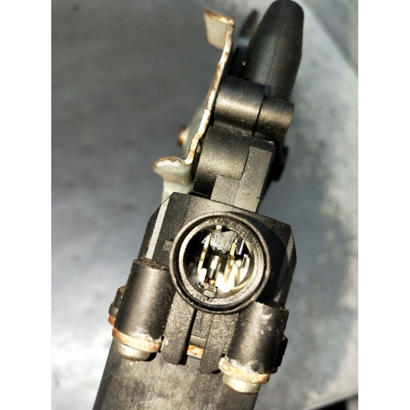 Recambio de elevalunas trasero derecho para nissan almera ii hatchback (n16) 2.2 dci referencia OEM IAM 400689 5P 2002