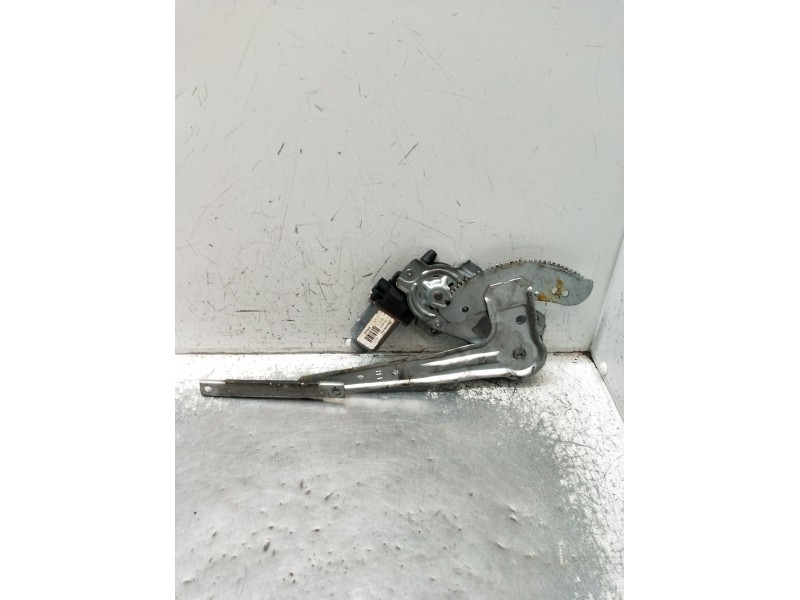 Recambio de elevalunas trasero izquierdo para nissan almera ii hatchback (n16) 2.2 dci referencia OEM IAM 400088 5P 2002