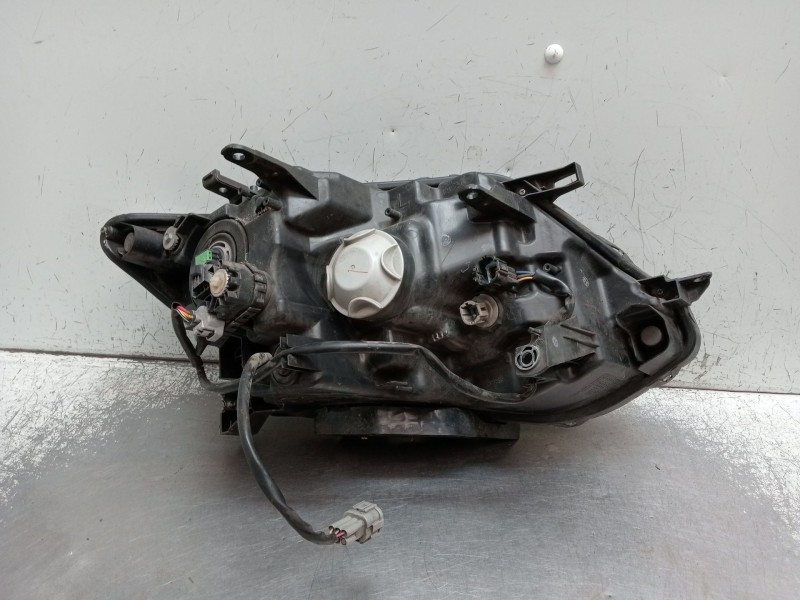 Recambio de faro izquierdo para nissan x-trail iii (t32_, t32r, t32rr) 1.6 dci all mode 4x4-i (nt32) referencia OEM IAM   