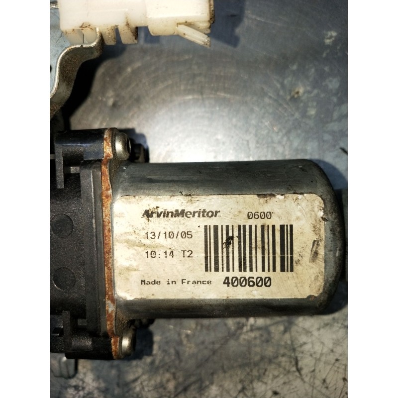 Recambio de elevalunas delantero derecho para nissan almera ii hatchback (n16) 2.2 dci referencia OEM IAM 400600 5P 2002