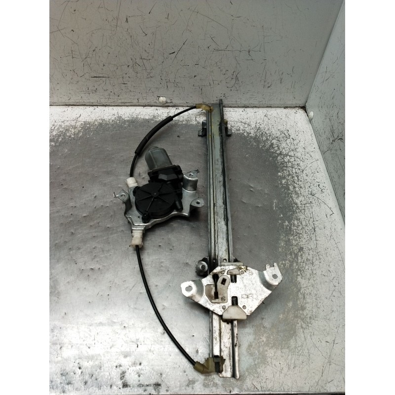 Recambio de elevalunas delantero izquierdo para nissan almera ii hatchback (n16) 2.2 dci referencia OEM IAM 400601 5P 2002