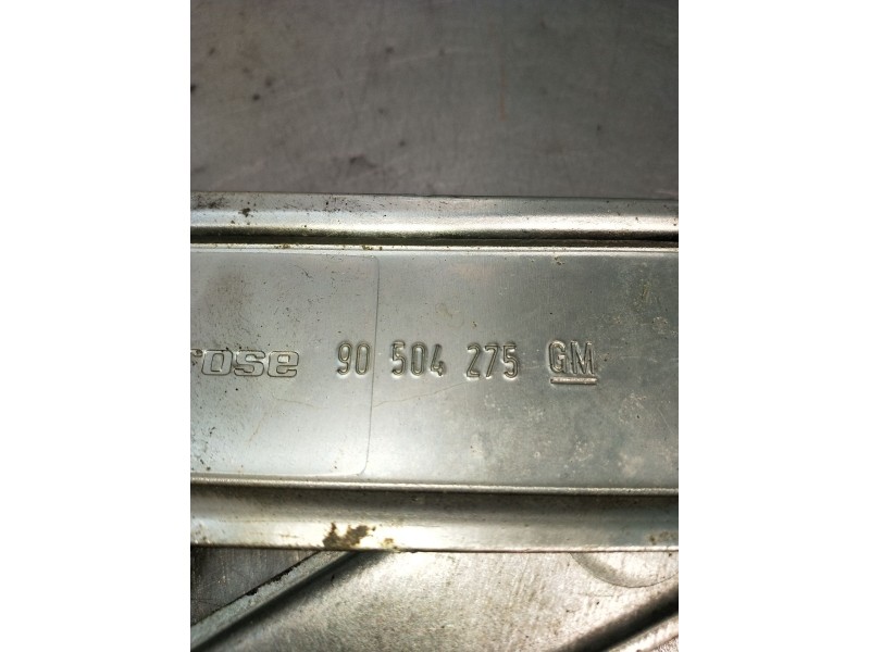 Recambio de elevalunas delantero izquierdo para opel vectra a hatchback (j89) 1.7 td (f68, m68) referencia OEM IAM 90504275 5P 