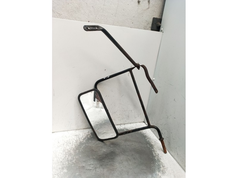 Recambio de retrovisor izquierdo para fuso (mitsubishi) canter 3c13 referencia OEM IAM  NANUAL 2003