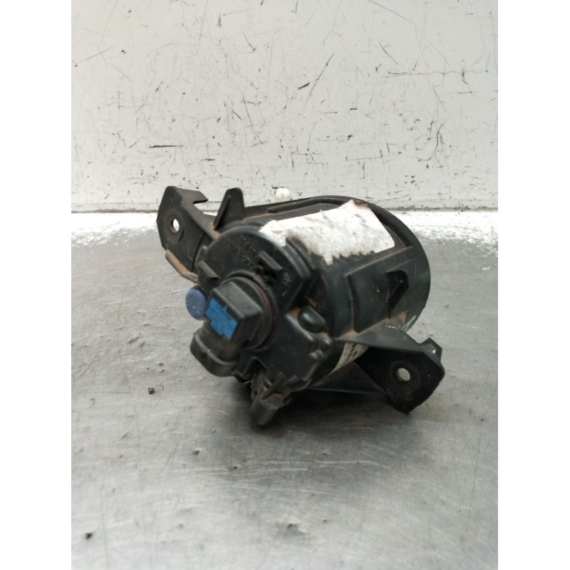 Recambio de faro antiniebla izquierdo para nissan almera ii hatchback (n16) 2.2 dci referencia OEM IAM 8200002469 89201772 2002