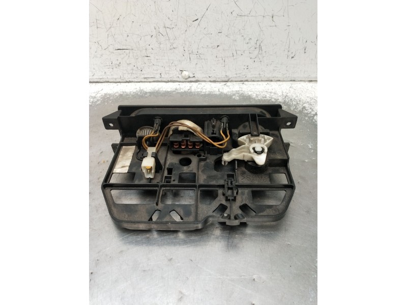 Recambio de mando calefaccion / aire acondicionado para fuso (mitsubishi) canter 3c13 referencia OEM IAM   2003