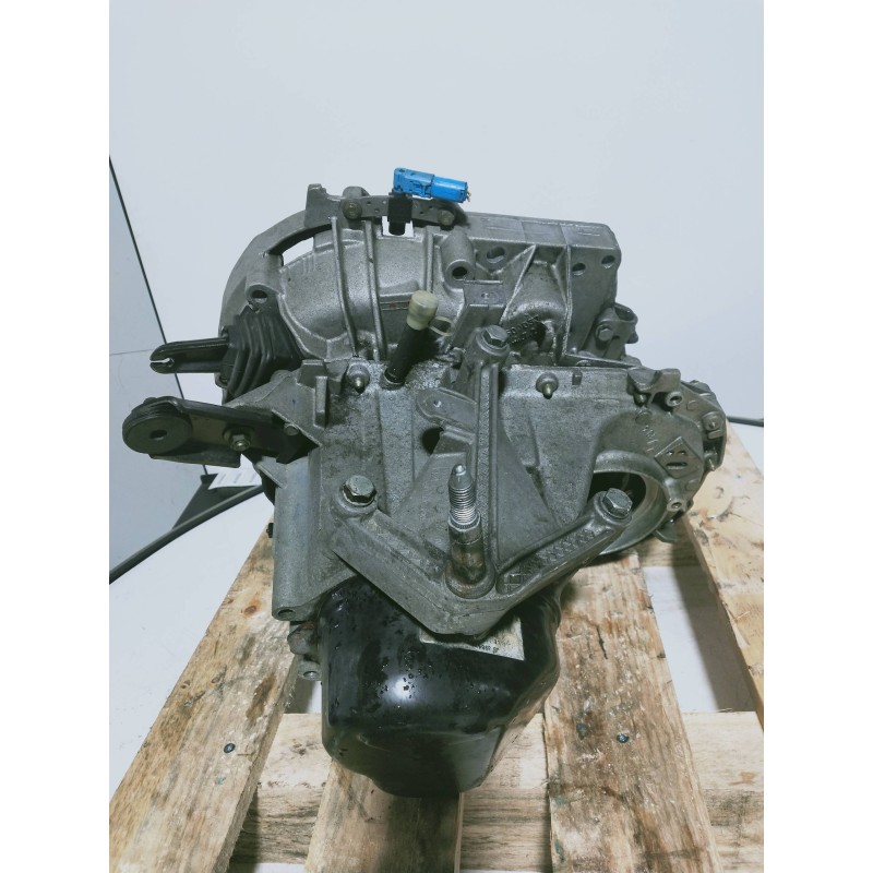 Recambio de caja cambios para renault clio ii fase ii (b/cb0) authentique referencia OEM IAM JB3984 C001529 