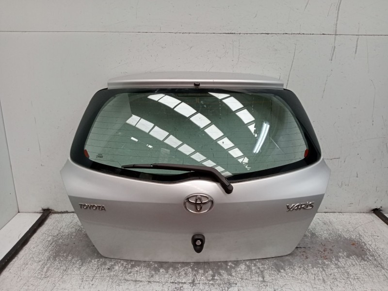 Recambio de porton trasero para toyota yaris (_p9_) 1.3 vvt-i (scp90_) referencia OEM IAM  3P 2005