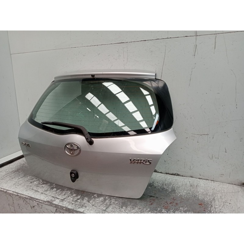 Recambio de porton trasero para toyota yaris (_p9_) 1.3 vvt-i (scp90_) referencia OEM IAM  3P 2005