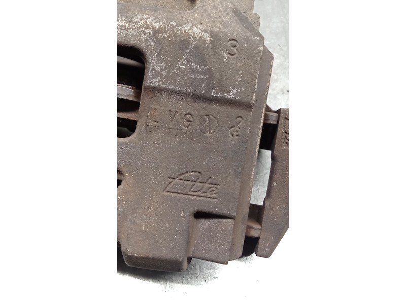 Recambio de pinza freno delantera derecha para toyota yaris (_p9_) 1.3 vvt-i (scp90_) referencia OEM IAM  ATE 05