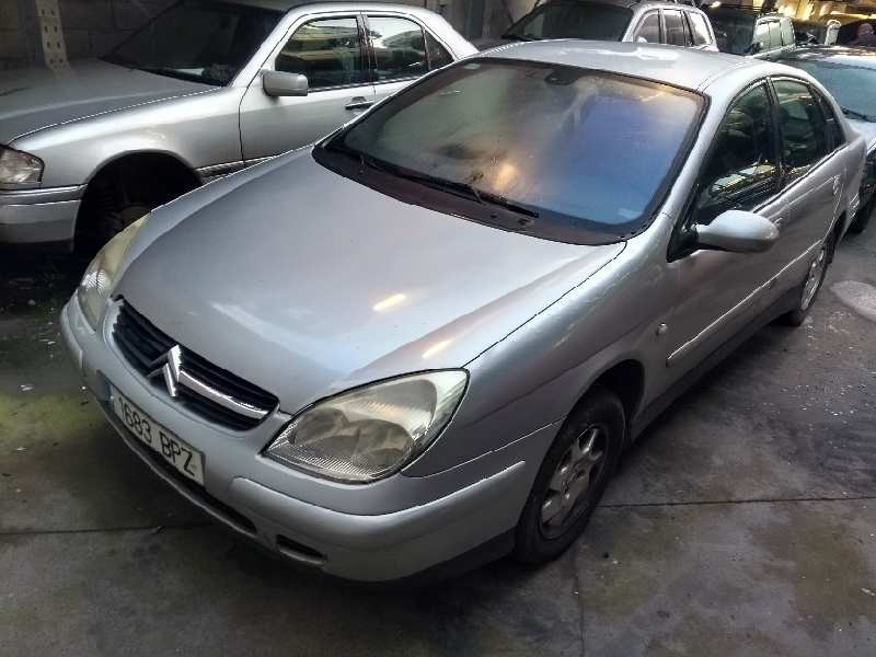 citroen c5 berlina del año 2001