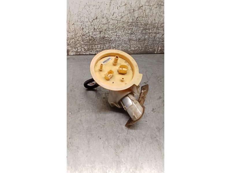 Recambio de bomba combustible para bmw 5 (f10) 520 d referencia OEM IAM 7217065  14