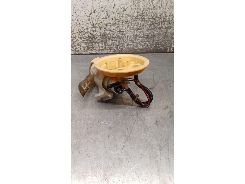 Recambio de bomba combustible para bmw 5 (f10) 520 d referencia OEM IAM 7217065  14