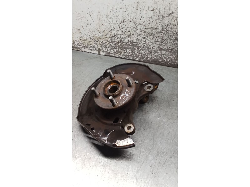 Recambio de mangueta delantera derecha para toyota yaris (_p9_) 1.3 vvt-i (scp90_) referencia OEM IAM   05