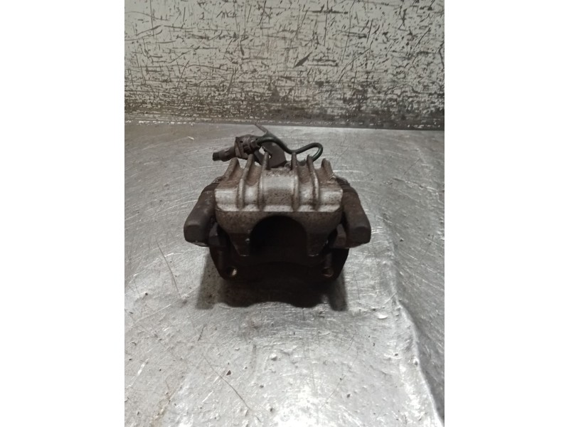 Recambio de pinza freno trasera derecha para audi a3 (8p1) 2.0 tdi 16v referencia OEM IAM   04