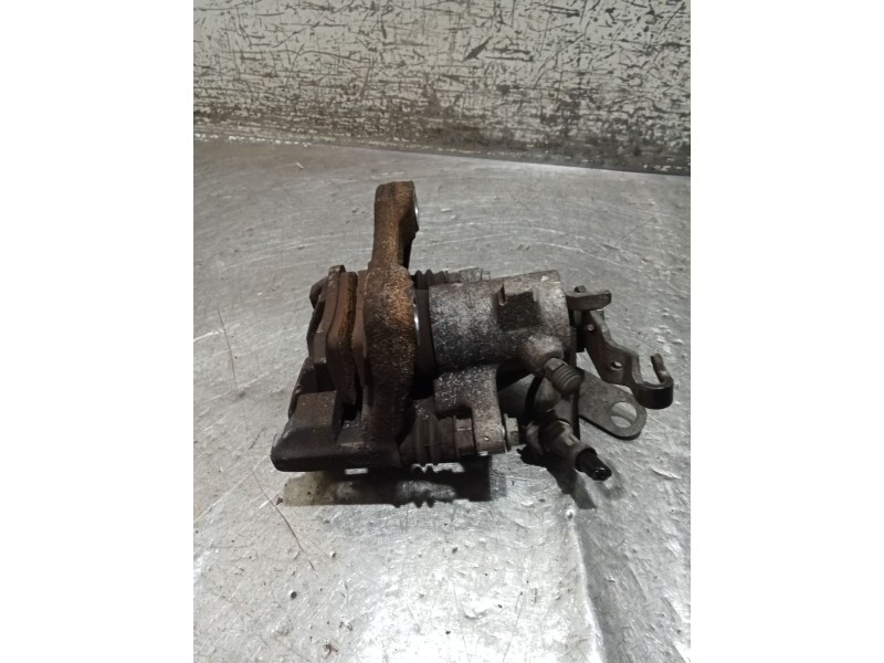 Recambio de pinza freno trasera derecha para audi a3 (8p1) 2.0 tdi 16v referencia OEM IAM   04