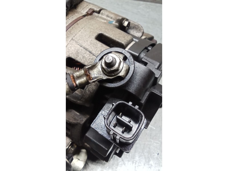 Recambio de alternador para toyota yaris (_p9_) 1.3 vvt-i (scp90_) referencia OEM IAM 0124225054 270600J051 05 80A
