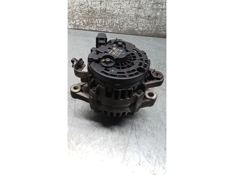 Recambio de alternador para toyota yaris (_p9_) 1.3 vvt-i (scp90_) referencia OEM IAM 0124225054 270600J051 05 80A