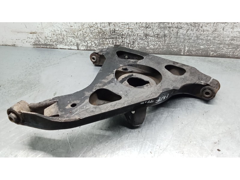 Recambio de brazo suspension inferior trasero izquierdo para peugeot 607 (9d, 9u) 2.7 hdi 24v referencia OEM IAM   04
