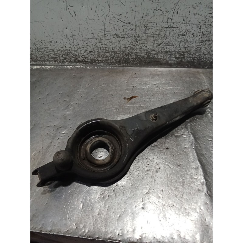 Recambio de brazo suspension inferior trasero derecho para mazda 5 (cr) 2.0 cd (cr19) referencia OEM IAM  05 POSTERIOR