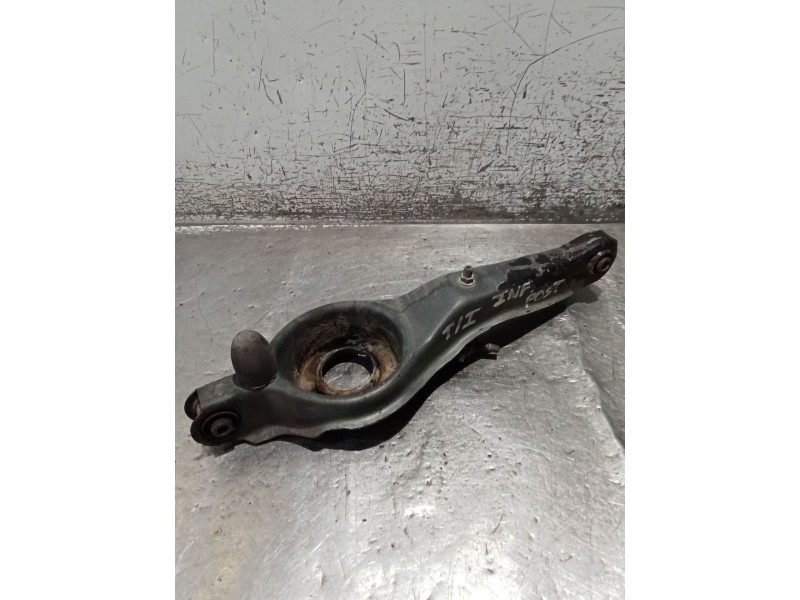 Recambio de brazo suspension inferior trasero izquierdo para mazda 5 (cr) 2.0 cd (cr19) referencia OEM IAM  05 POSTERIOR