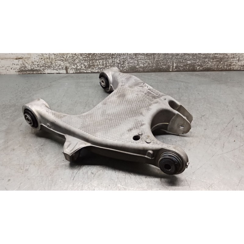 Recambio de brazo suspension inferior trasero izquierdo para bmw 5 (f10) 520 d referencia OEM IAM 6865899 33326865899 14