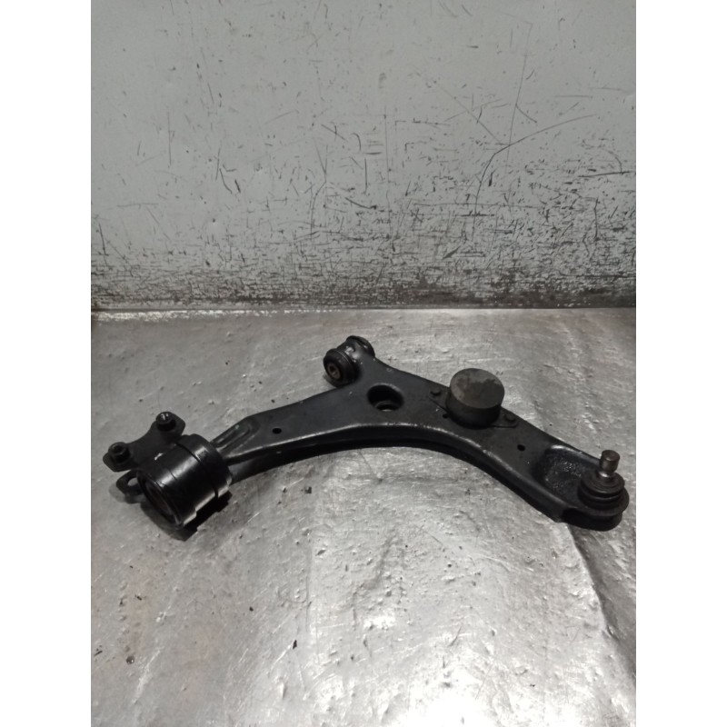 Recambio de brazo suspension inferior delantero derecho para mazda 5 (cr) 2.0 cd (cr19) referencia OEM IAM   05