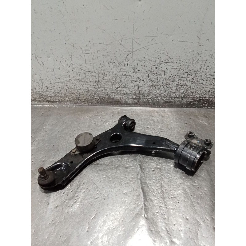 Recambio de brazo suspension inferior delantero izquierdo para mazda 5 (cr) 2.0 cd (cr19) referencia OEM IAM   05