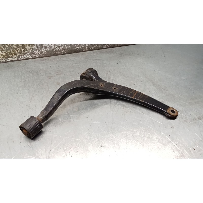 Recambio de brazo suspension inferior delantero izquierdo para peugeot 607 (9d, 9u) 2.7 hdi 24v referencia OEM IAM   04