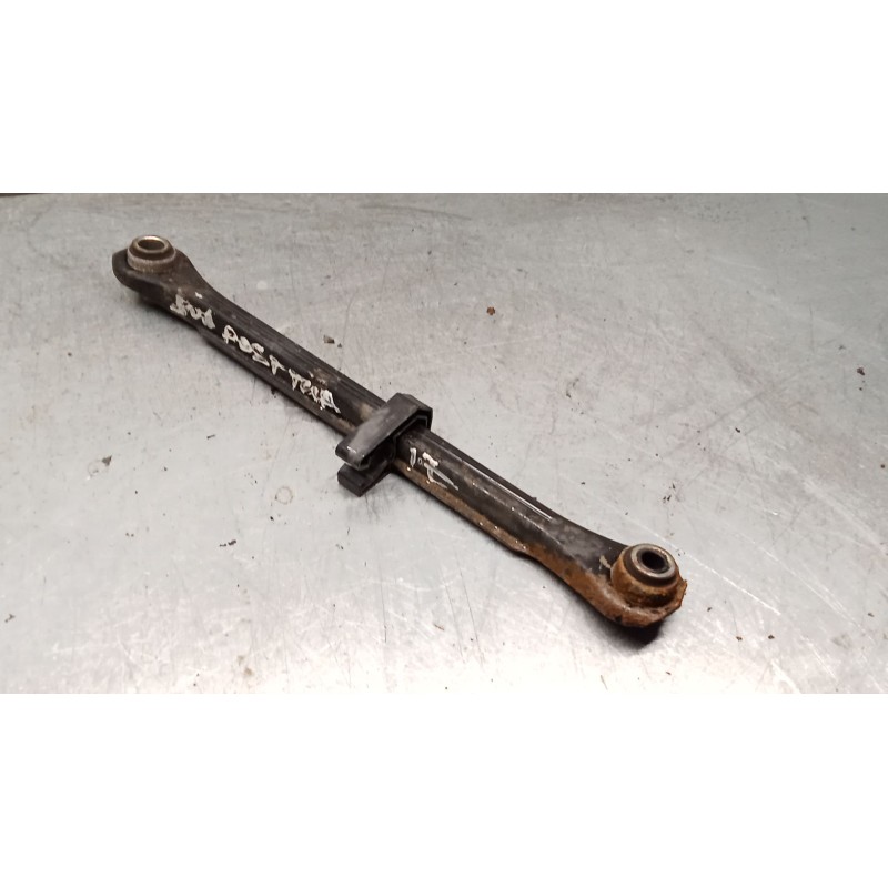 Recambio de brazo suspension superior trasero izquierdo para peugeot 607 (9d, 9u) 2.7 hdi 24v referencia OEM IAM  POSTERIOR 04