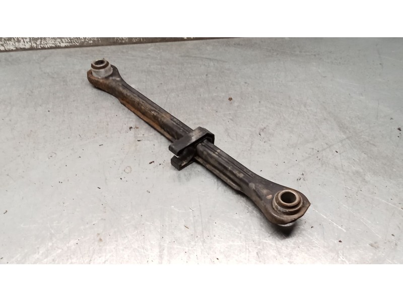 Recambio de brazo suspension superior trasero derecho para peugeot 607 (9d, 9u) 2.7 hdi 24v referencia OEM IAM   04