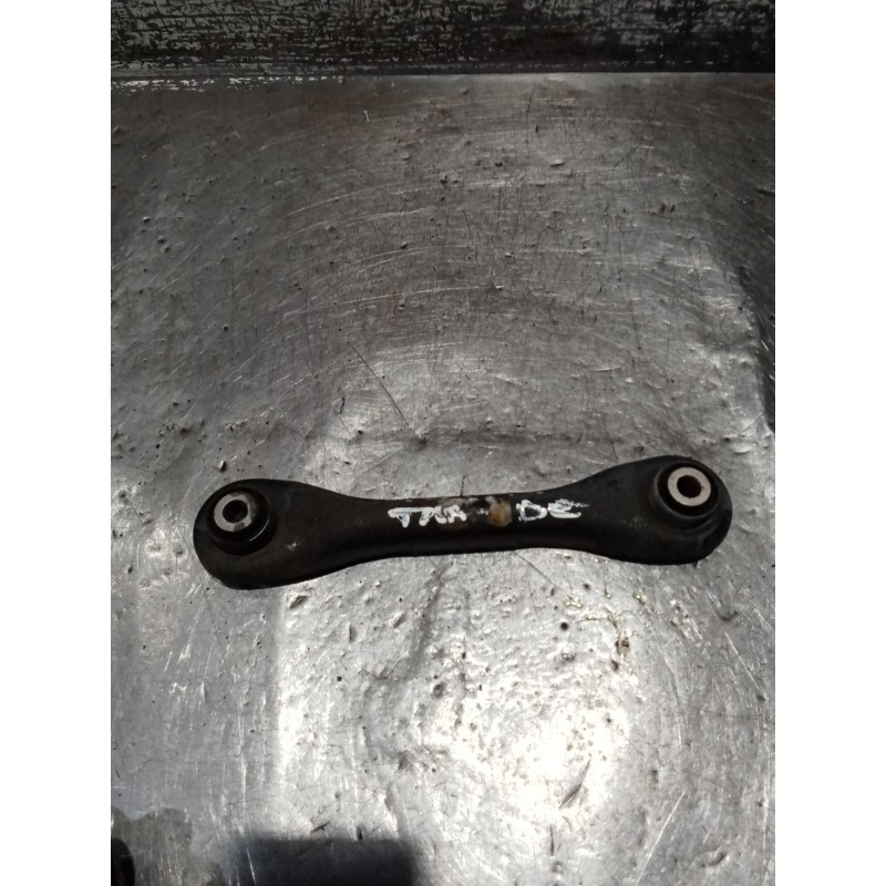 Recambio de brazo suspension inferior trasero derecho para volvo v50 (545) 2.0 d referencia OEM IAM   04