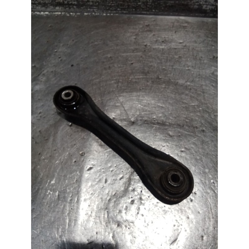 Recambio de brazo suspension inferior trasero izquierdo para mazda 5 (cr) 2.0 cd (cr19) referencia OEM IAM  05 ANTERIOR