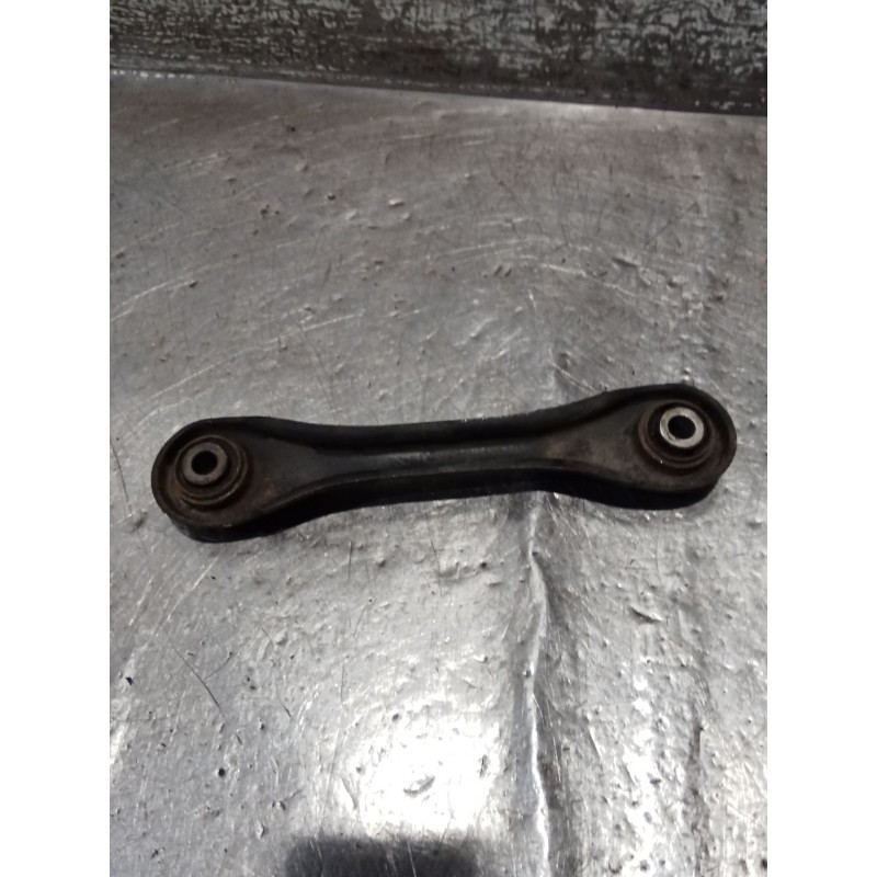 Recambio de brazo suspension inferior trasero derecho para mazda 5 (cr) 2.0 cd (cr19) referencia OEM IAM  05 ANTERIOR