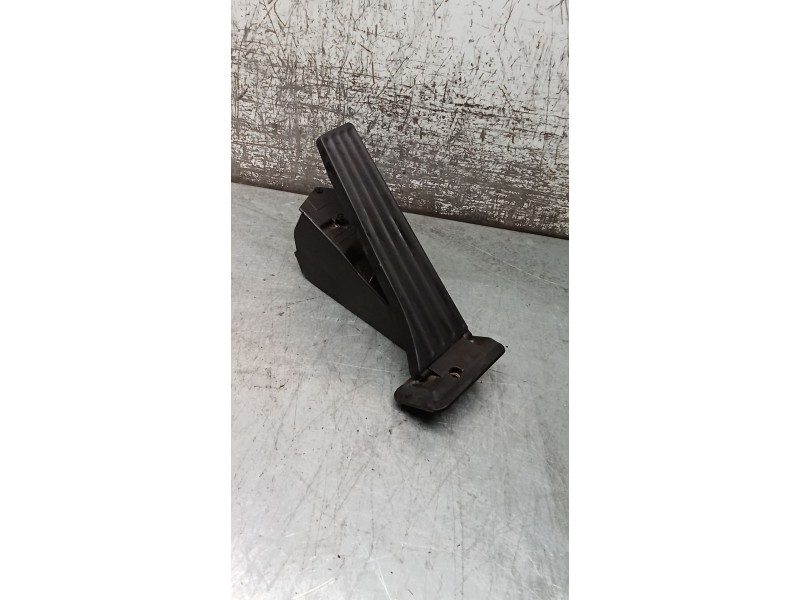 Recambio de potenciometro pedal para bmw 5 (f10) 520 d referencia OEM IAM 685999904 21490710 3542685999904