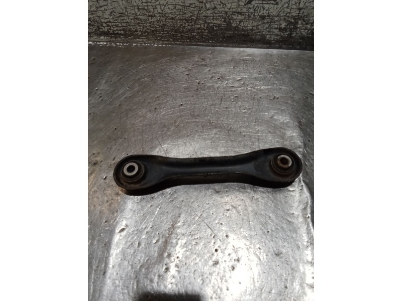 Recambio de brazo suspension inferior trasero izquierdo para mazda 5 (cr) 2.0 cd (cr19) referencia OEM IAM  05 ANTERIOR