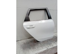 Recambio de puerta trasera derecha para kia ceed tourer (cd) 1.6 crdi 115 referencia OEM IAM  5P  2